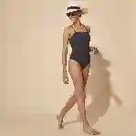 صورة Kadın Laure Mayo