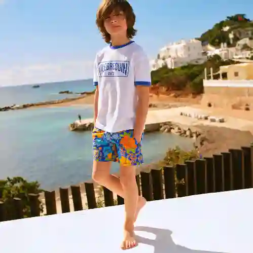 صورة Erkek Çocuk Glassic Tişört