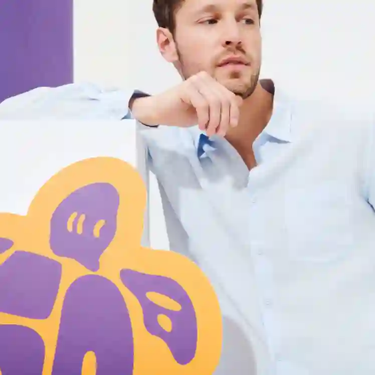 صورة Erkek Caroubis Keten Gömlek